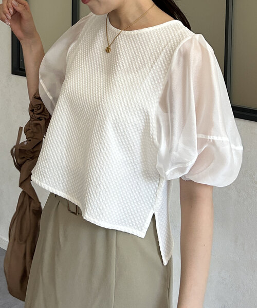 Thevon（ゼボン）の「袖シアージャガードプルオーバー（Tシャツ/カットソー・レディース・オフホワイト/ブラック/グリーン系その他・FREE）」の2枚目の写真