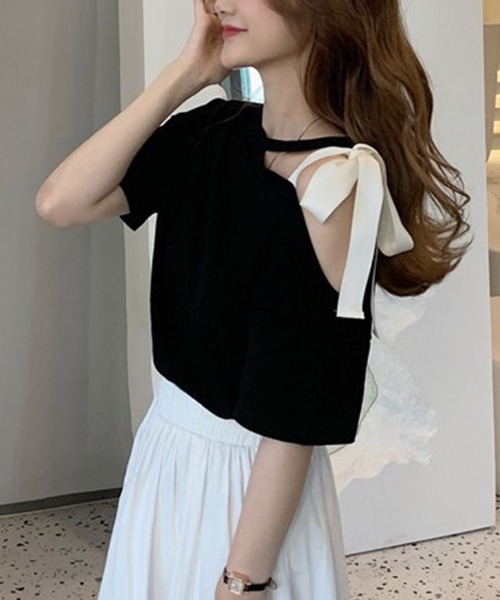 GLAMOROUS JANE(グラマラスジェーン)の「ショルダーリボンワンショルトップス(Tシャツ/カットソー・レディース・ブラック/ホワイト・FREE)」の9枚目の写真