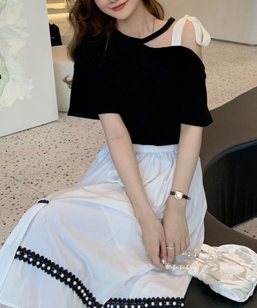 GLAMOROUS JANE(グラマラスジェーン)の「ショルダーリボンワンショルトップス(Tシャツ/カットソー・レディース・ブラック/ホワイト・FREE)」の6枚目の写真