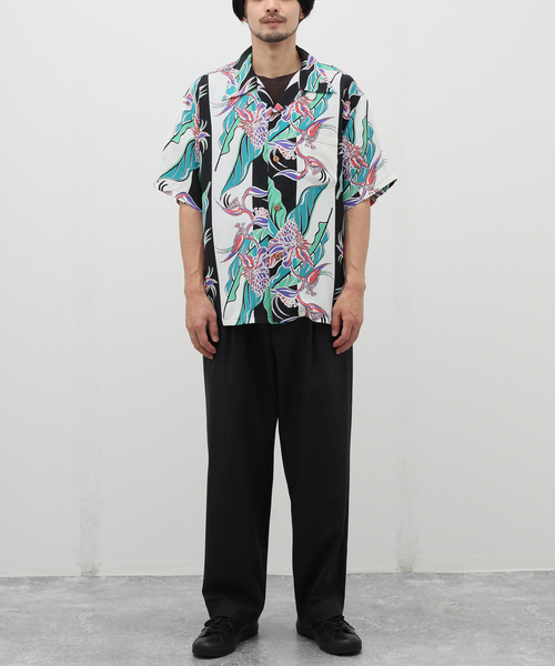 SUN SURF(サンサーフ)の「SUN SURF/サンサーフ S/S RAYON HAWAIIAN SHIRTS SS39020(シャツ/ブラウス・メンズ・ブラック・X-LARGE/MEDIUM)」の2枚目の写真