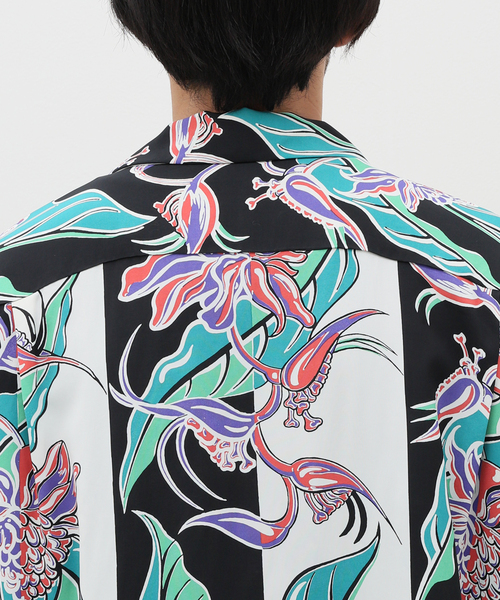 SUN SURF(サンサーフ)の「SUN SURF/サンサーフ S/S RAYON HAWAIIAN SHIRTS SS39020(シャツ/ブラウス・メンズ・ブラック・X-LARGE/MEDIUM)」の7枚目の写真