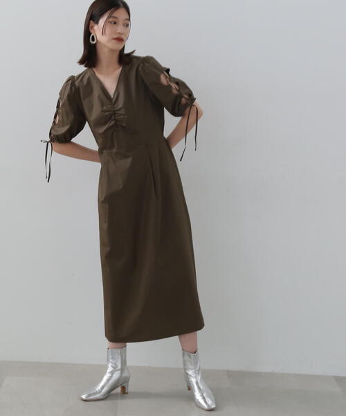 N.（N. Natural Beauty Basic）（エヌエヌナチュラルビューティーベーシック）の「◆レースアップスリーブワンピース（ワンピース・レディース・ダークブラウン/ブラック/ブルー・MEDIUM）」の12枚目の写真