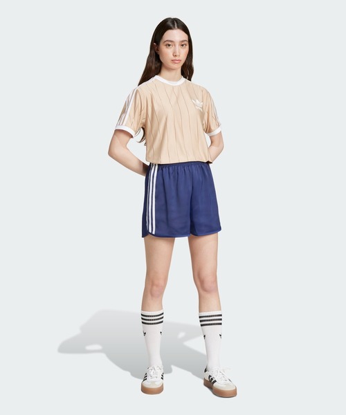 adidas（アディダス）の「アディカラースリーストライプス ピンストライプ半袖Tシャツ / アディダスオリジナルス adidas Originals（Tシャツ/カットソー・レディース・ダークブルー/ベージュ/ブルー/ホワイト/レッド/ブラック/グリーン・LARGE/MEDIUM/SMALL/X-LARGE/X-SMALL/XX-LARGE）」の17枚目の写真