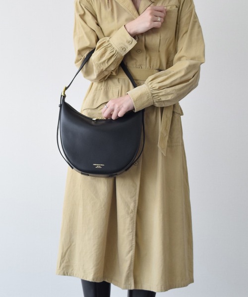 CHRISTIAN VILLA（クリスチャンヴィラ）の「【CHRISTIAN VILLA】ミディアムサイズレザーホーボーバッグ(Q46484)（ハンドバッグ・レディース・ブラック/ブラウン・ALL）」の10枚目の写真