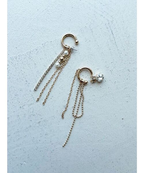 MERCURYDUO（マーキュリーデュオ）の「アシメメタルボールピアス（ピアス（両耳用）・レディース・シルバー/ゴールド・FREE）」の4枚目の写真