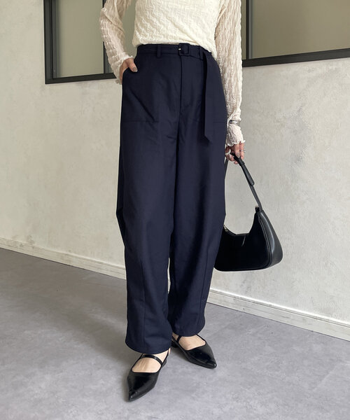 Thevon（ゼボン）の「ベルト付きコクーンパンツ（その他パンツ・レディース・カーキ/ネイビー/ベージュ・M/S）」の3枚目の写真