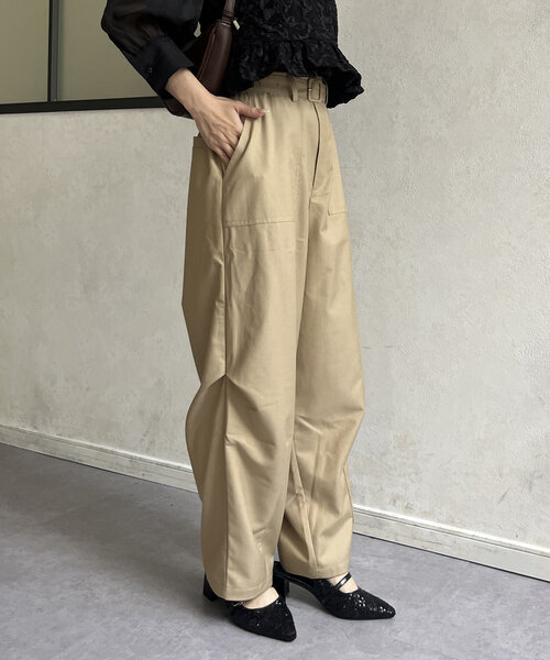 Thevon（ゼボン）の「ベルト付きコクーンパンツ（その他パンツ・レディース・カーキ/ネイビー/ベージュ・M/S）」の14枚目の写真