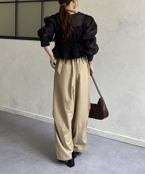 Thevon（ゼボン）の「ベルト付きコクーンパンツ（その他パンツ・レディース・カーキ/ネイビー/ベージュ・M/S）」の11枚目の写真