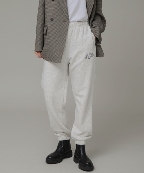 URBAN RESEARCH Sonny Label(アーバンリサーチサニーレーベル)の「GEM SPORTSWEAR SWEAT PANTS(スウェットパンツ・レディース・ホワイト系その他/ネイビー・FREE)」の2枚目の写真