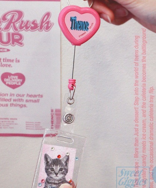 THENCE（デンス）の「THENCE／HeartReel フォトキーホルダー/韓国雑貨（キーホルダー・レディース・ピンク/ホワイト・0）」の4枚目の写真