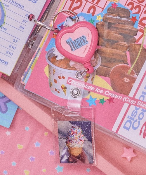 THENCE（デンス）の「THENCE／HeartReel フォトキーホルダー/韓国雑貨（キーホルダー・レディース・ピンク/ホワイト・0）」の6枚目の写真