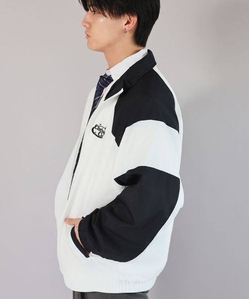 SPINNS（スピンズ）の「ストリート＆グランジ/切り替えナイロンジャケット/ワンポイント（ナイロンジャケット・メンズ・ベージュ/ネイビー/グリーン系その他/ブラック/オフホワイト・ONESIZE）」の11枚目の写真