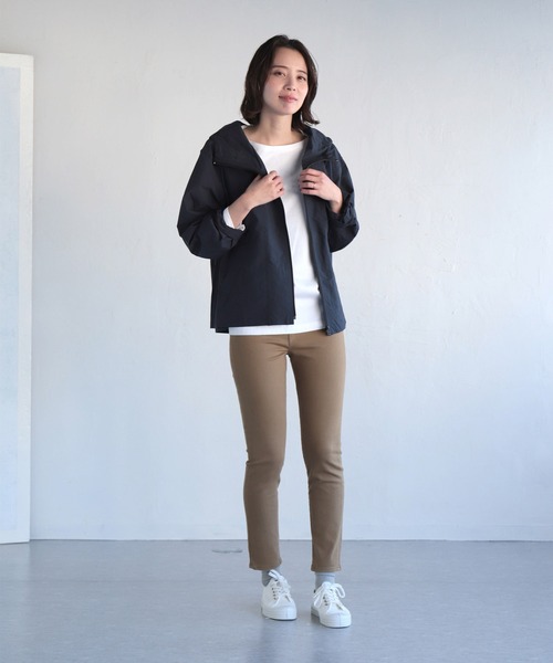 D.M.G.（ドミンゴ）の「[D.M.G / ディーエムジー] ISKO R-TWO REFOM XP WHITE 110 スキニーパンツ（チノパンツ・レディース・チャコールグレー/ブラック/ベージュ/パープル/オリーブ・SS/S/M/L）」の16枚目の写真