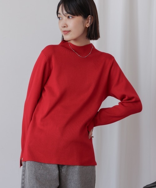 Bou Jeloud(ブージュルード)の「ハイネック総針ニットプルオーバー(ニット/セーター・レディース・A/レッド/アイボリー/ブラック/ベージュ/グリーン/B・FREE)」の5枚目の写真