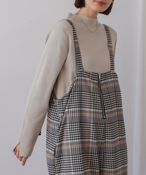 Bou Jeloud(ブージュルード)の「ハイネック総針ニットプルオーバー(ニット/セーター・レディース・A/レッド/アイボリー/ブラック/ベージュ/グリーン/B・FREE)」の10枚目の写真