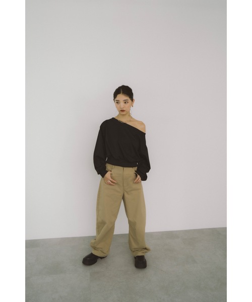 DRWCYS（ドロシーズ）の「ダブルウエストカーブパンツ（その他パンツ・レディース・ベージュ/ネイビー・SMALL/MEDIUM）」の5枚目の写真