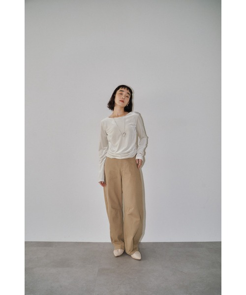 DRWCYS（ドロシーズ）の「ダブルウエストカーブパンツ（その他パンツ・レディース・ベージュ/ネイビー・SMALL/MEDIUM）」の16枚目の写真