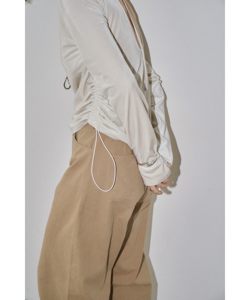 DRWCYS（ドロシーズ）の「ダブルウエストカーブパンツ（その他パンツ・レディース・ベージュ/ネイビー・SMALL/MEDIUM）」の19枚目の写真