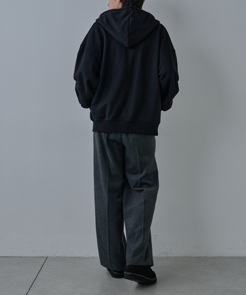 COLONY 2139（コロニートゥーワンスリーナイン）の「シャギー