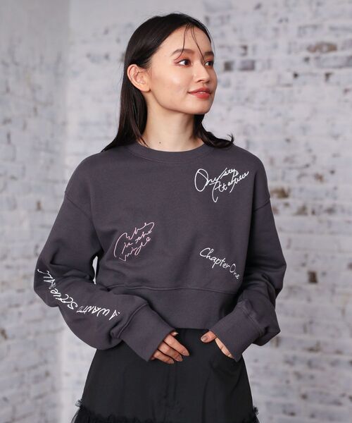 ELENCARE DUE(エレンカーレデュエ)の「・ELENCARE DUE ロゴ刺繍ショートスウェット(スウェット・レディース・ブラック/杢グレー/オフホワイト/チャコールグレー・FREE)」の8枚目の写真