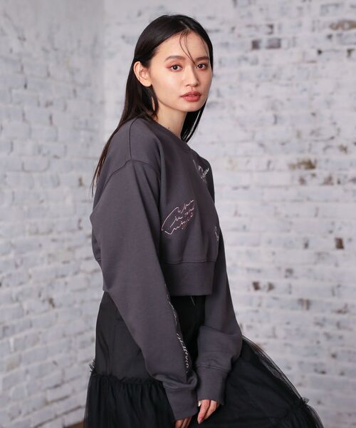 ELENCARE DUE(エレンカーレデュエ)の「・ELENCARE DUE ロゴ刺繍ショートスウェット(スウェット・レディース・ブラック/杢グレー/オフホワイト/チャコールグレー・FREE)」の9枚目の写真