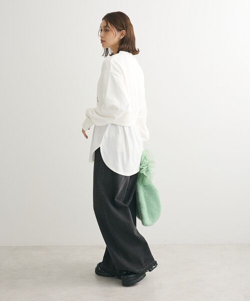 ELENCARE DUE(エレンカーレデュエ)の「・ELENCARE DUE ロゴ刺繍ショートスウェット(スウェット・レディース・ブラック/杢グレー/オフホワイト/チャコールグレー・FREE)」の12枚目の写真