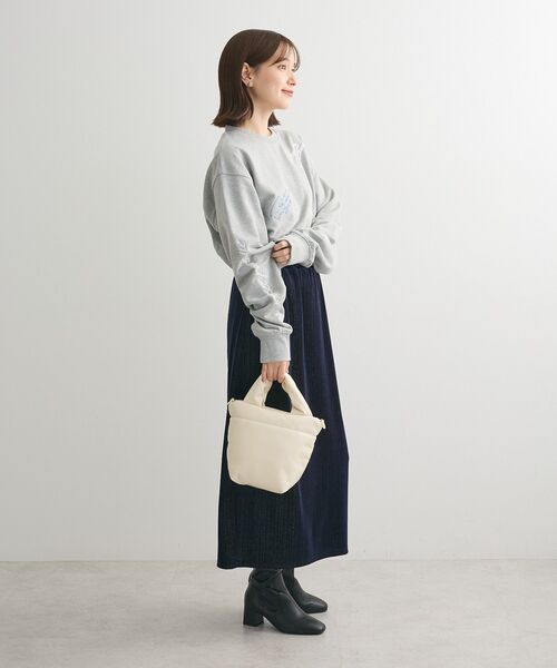 ELENCARE DUE(エレンカーレデュエ)の「・ELENCARE DUE ロゴ刺繍ショートスウェット(スウェット・レディース・ブラック/杢グレー/オフホワイト/チャコールグレー・FREE)」の18枚目の写真