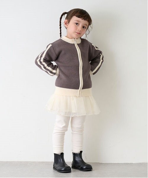 petit main(プティマイン)の「ニットトラックジャケット(ジャージ・キッズ・ブラック/ベージュ・S/M/L)」の6枚目の写真
