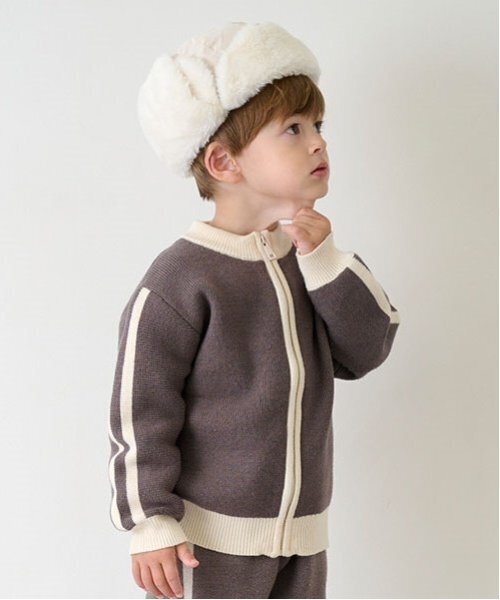 petit main(プティマイン)の「ニットトラックジャケット(ジャージ・キッズ・ブラック/ベージュ・S/M/L)」の7枚目の写真