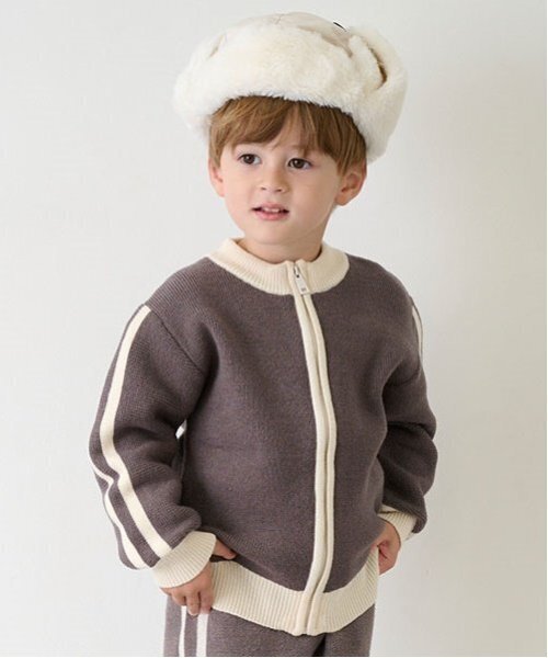 petit main(プティマイン)の「ニットトラックジャケット(ジャージ・キッズ・ブラック/ベージュ・S/M/L)」の9枚目の写真