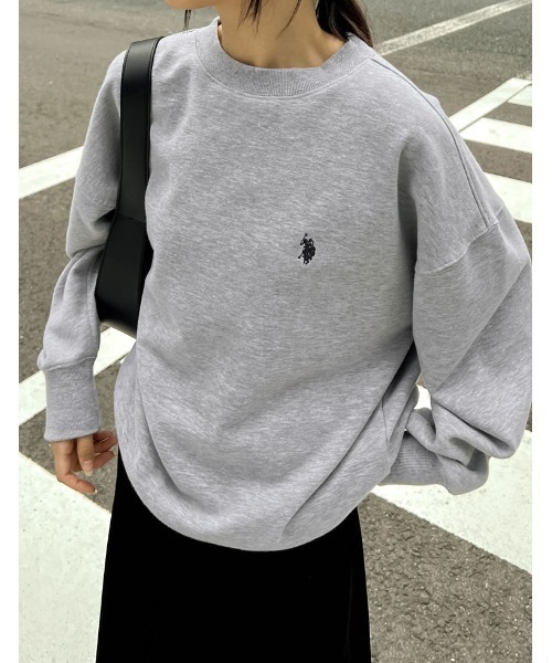 Re:EDIT（リエディ）の「[U.S. POLO ASSN.][別注]ワンポイント刺繍ピーチ裏起毛スウェット（スウェット・レディース・ネイビー/ピンク/ブラック/アイボリー/杢グレー/ブルー・MEDIUM/LARGE/X-LARGE）」の4枚目の写真