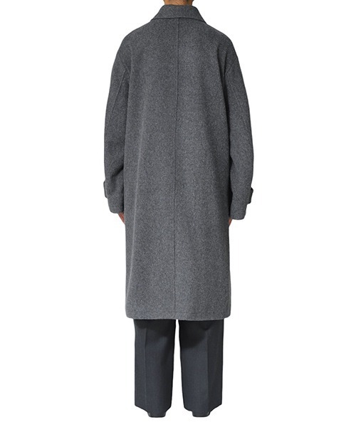 URU（ウル）の「URU / ウル：別注 NAPPING MELTON - BALMACAAN COAT：ONLYARK-5-1003[COR]（ステンカラーコート・メンズ・チャコールグレー・1/2）」の11枚目の写真
