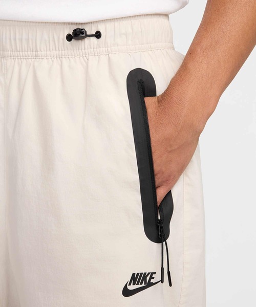 NIKE HM7159-010　テック　ウーブン　オープンヘムパンツ　Sサイズ セール】《セットアップ対応商品》ナイキ テック メンズ ウーブン