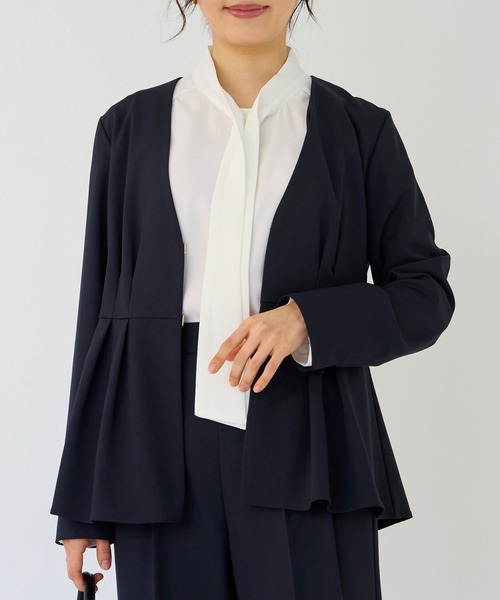 INCEDE(インシード)の「ストレッチツイル ノーカラージャケット│羽織るだけできちんと見え/セットアップ対応/オフィスカジュアル/オンオフ兼用(ノーカラージャケット・レディース・ブラック/ベージュ/ネイビー・M/L/LL)」の19枚目の写真