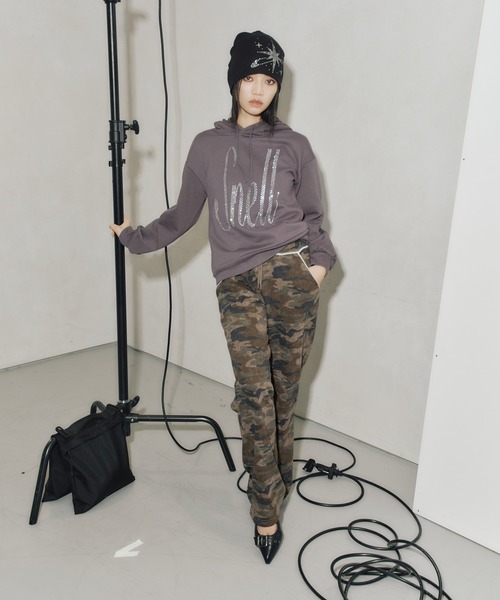 FCMM（エフシーエムエム）の「PATTERN SWEATPANTS/パターンスウェットパンツ（スウェットパンツ・レディース・ブラウン/グレー・SMALL/MEDIUM）」の17枚目の写真