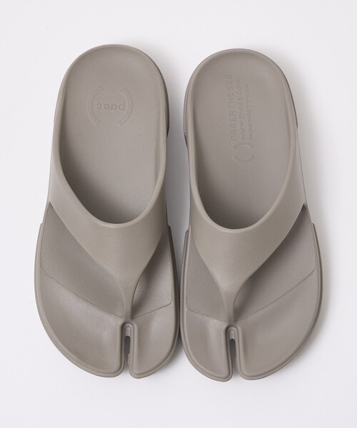 PAES（ペイズ）の「【PAES /ペイズ】リカバリーサンダル [FLIP-FLOP]UNISEX/タビサンダル（サンダル・メンズ・ブラック/グレー・26/27/28/23/24）」の2枚目の写真