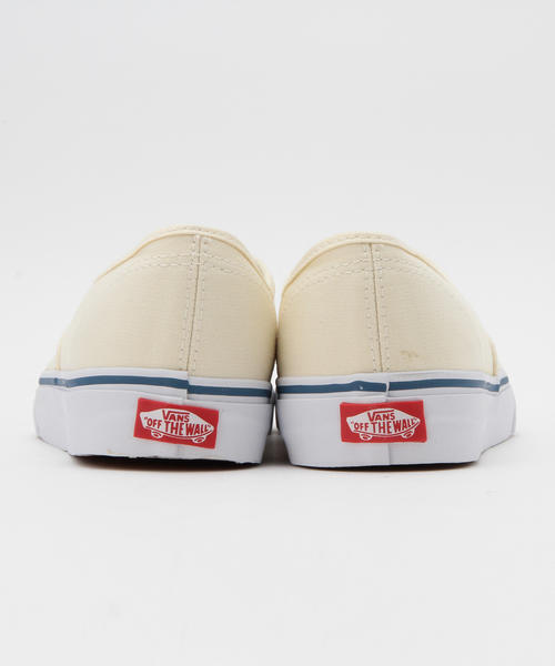 VANS(バンズ)の「VANS / オーセンティック(スニーカー・メンズ・ホワイト/ブラック/ホワイト系その他/ネイビー・9inch/10inch/8inch/9.5inch/7.5inch/8.5inch/10.5inch)」の10枚目の写真