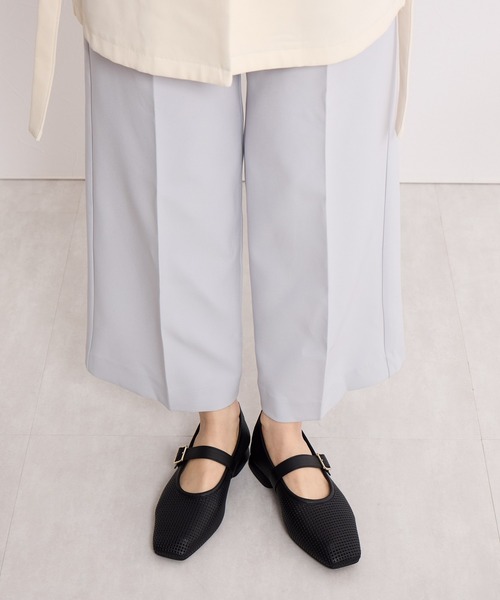 HIMIKO(ヒミコ)の「【Made in Japan】【HIMIKO】パンチングレザーメリージェーンパンプス/651103(パンプス・レディース・ブラック/ピンク/ホワイト・22.5cm/23.5cm/24.5cm/23.0cm/24.0cm/25.0cm/22.0cm)」の19枚目の写真