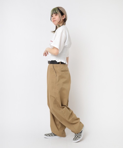 RNA(アールエヌエー)の「M2375 シャーリングデザインT(Tシャツ/カットソー・レディース・イエロー/ホワイト/ブルー・MEDIUM)」の13枚目の写真