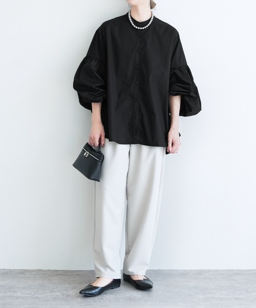 reca(レカ)の「ボリューム袖マオカラーブロードシャツ(シャツ/ブラウス・レディース・オフホワイト/グレイッシュベージュ/ブラック/サックスブルー・M)」の8枚目の写真