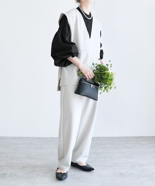 reca(レカ)の「ボリューム袖マオカラーブロードシャツ(シャツ/ブラウス・レディース・オフホワイト/グレイッシュベージュ/ブラック/サックスブルー・M)」の11枚目の写真