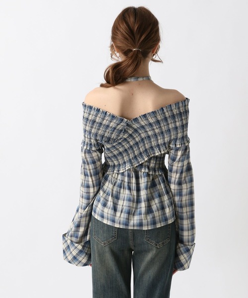 FOREVER 21（フォーエバー トゥエンティーワン）の「【2025SS】チョーカー付きオフショルブラウス（シャツ/ブラウス・レディース・ブラック/ブルー/ベージュ・FREE）」の22枚目の写真