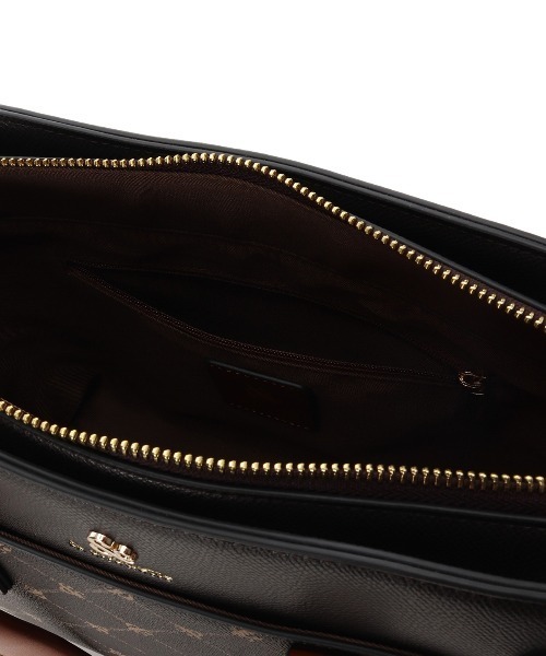 & chouette(アンドシュエット)の「モノグラム バイカラーハンドバッグ(ハンドバッグ・レディース・オフホワイト/ダークブラウン・FREE)」の13枚目の写真