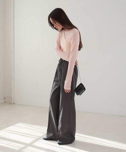 Bab(バブ)の「ベーシックダブルネックカットソー(Tシャツ/カットソー・レディース・ブラック/ピンク/オフホワイト/チャコールグレー・FREE)」の18枚目の写真