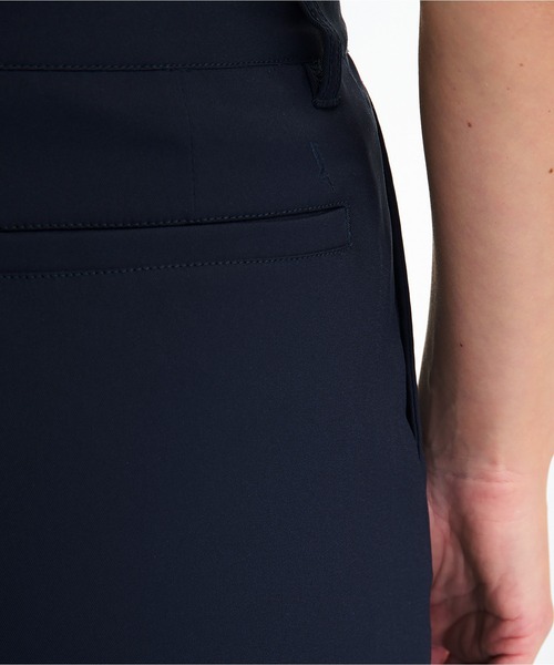 AIGLE(エーグル)の「吸水速乾 UVカット ドライテックパンツ / タックテーパードパンツ(その他パンツ・レディース・ダークブルー/オフホワイト・38/36/34/40)」の5枚目の写真