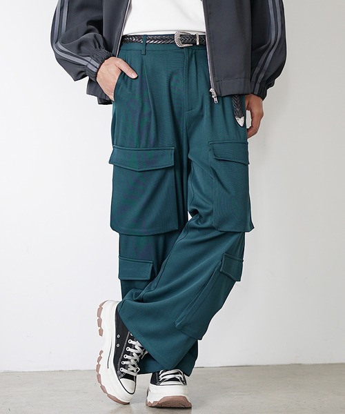 MinoriTY（マイノリティ）の「【MinoriTY】 さら艶スラックス生地マルチポケットワイドユーティリティカーゴパンツ メンズ スラックス（カーゴパンツ・メンズ・アイボリー/ダークグリーン・S/M/L）」の6枚目の写真