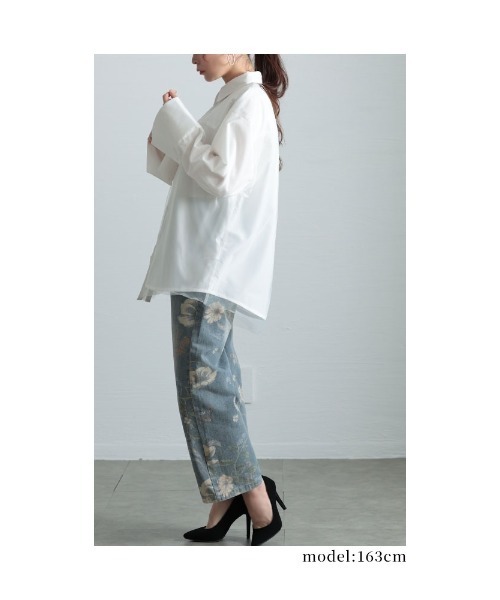 Sawa a la mode（サワアラモード）の「チュールを重ねたオーバーシャツ（シャツ/ブラウス・レディース・オフホワイト/ネイビー・FREE）」の10枚目の写真