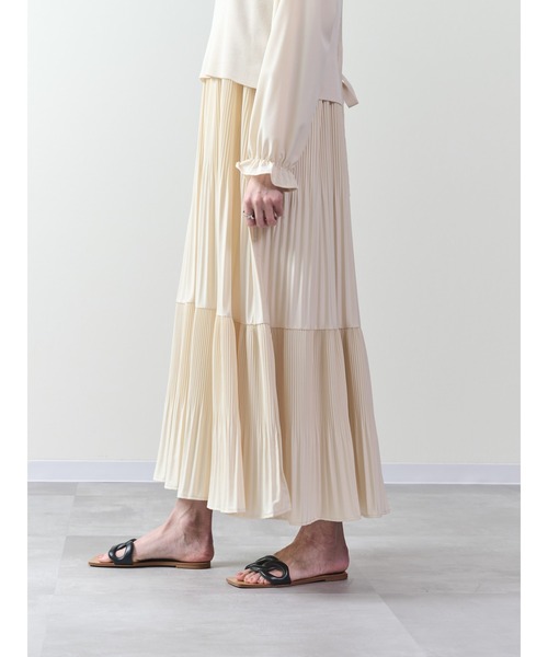 DOLLUPOOPS（ドールアップウップス）の「【ニットベストセット】ノースリバックリボンプリーツワンピース（ワンピース・レディース・グレー/アイボリー/ブラック/キャメル/ネイビー・38）」の19枚目の写真