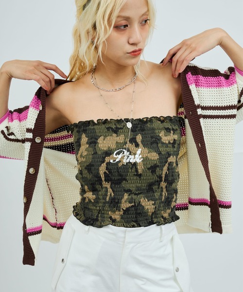 atmos pink（アトモスピンク）の「atmos pink Camouflage Shirring Baretop / アトモス ピンク カモフラージュシャーリング ベアトップ（チューブトップ・レディース・カーキ/ブルー/ブラウン・FREE）」の16枚目の写真