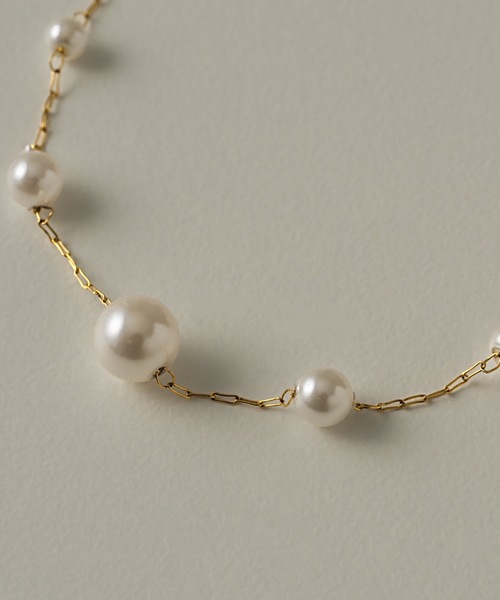 muku（ムク）の「BRACELET/RANDOM PEARL（ブレスレット・レディース・シルバー/ゴールド・FREE）」の4枚目の写真